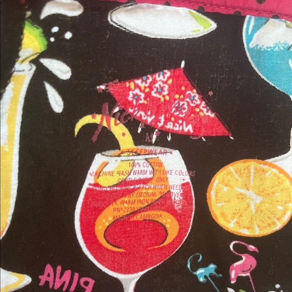 Nick & Nora Colorful Cocktail Print Pajama capris bottoms size medium - Picture 8 of 10